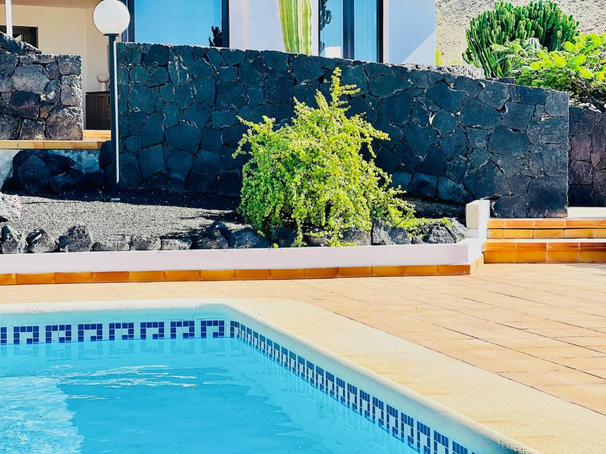 Canaryislandshost I Marquesa Famara Kültér fotó