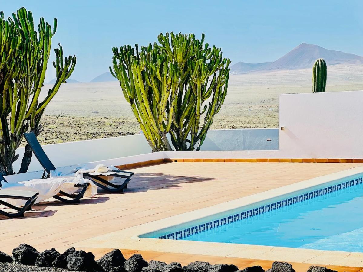 Canaryislandshost I Marquesa Famara Kültér fotó